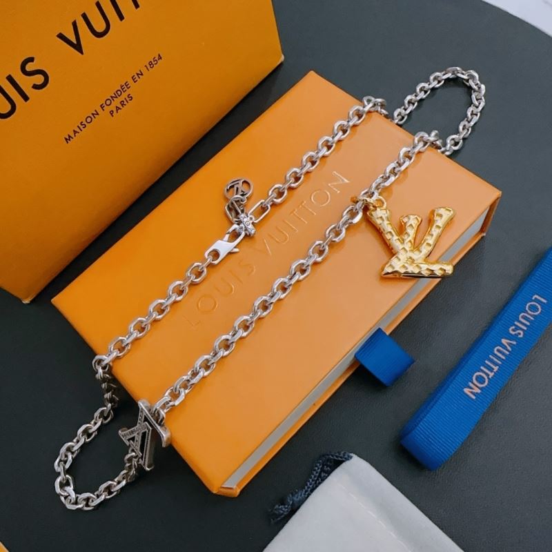 Louis Vuitton Necklaces